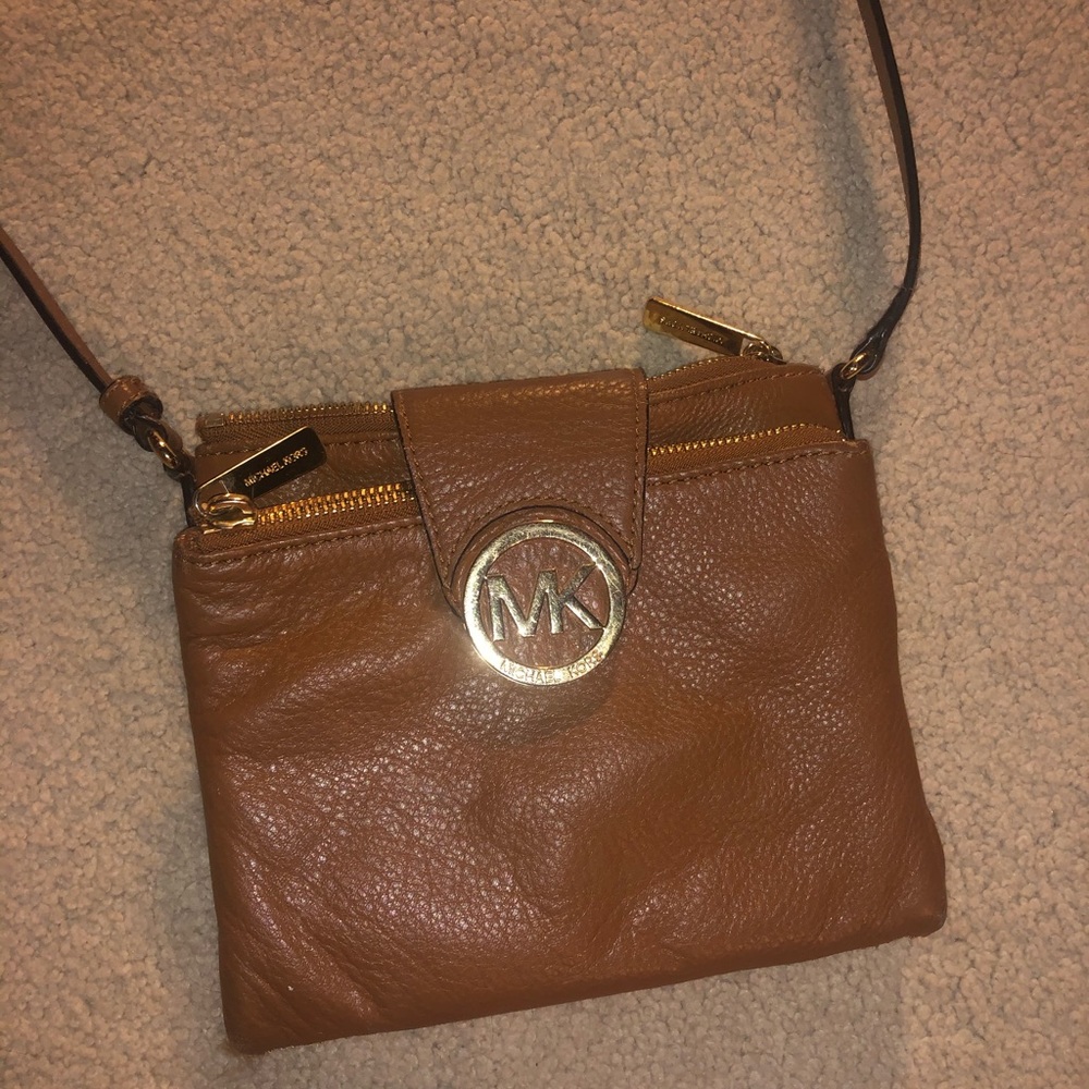 MICHAEL KORS CROSSBODY